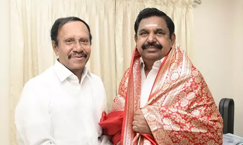 பிரதமராக பொறுப்பேற்கும் தகுதி எடப்பாடி பழனிசாமிக்கே உள்ளது: தம்பிதுரை எம்.பி. பேட்டி