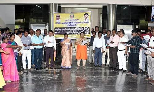 குழந்தை தொழிலாளர் முறை எதிர்ப்பு தினம் உறுதிமொழி ஏற்பு நிகழ்ச்சி