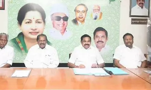 அண்ணாமலைக்கு எதிராக அ.தி.மு.க. மாவட்ட செயலாளர்கள் கூட்டத்தில் தீர்மானம்?