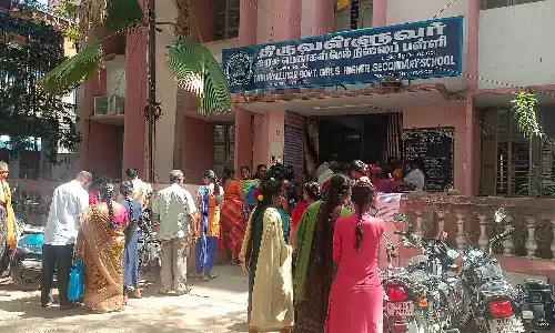 பிளஸ்-1 மாணவர் சேர்க்கை கலந்தாய்வு இன்று தொடங்கியது