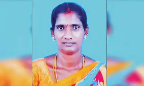 மதுபாட்டிலால் குத்தி பெண் படுகொலை: பெயிண்டிங் தொழிலாளியிடம் போலீசார் தீவிர விசாரணை