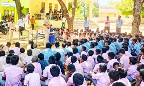 தலைமுடியை ஒழுங்காக வெட்ட வேண்டும்