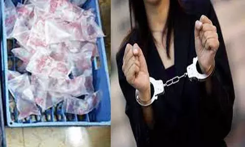 கர்நாடக மது பாக்கெட்டுகள் விற்ற 4 பெண்கள் கைது