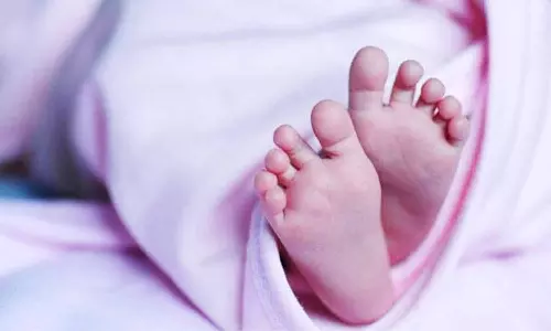 பிறந்து 10 நாட்களே ஆன ஆண் குழந்தையை விட்டு சென்ற தாய்