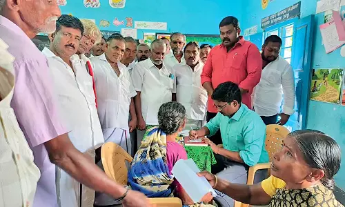 சங்கரன்கோவில் அருகே இலவச கண் சிகிச்சை முகாம்