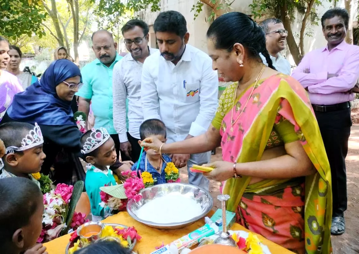 ராமநாதபுரம் அரசு பள்ளியில் மாணவர் சேர்க்கை ராமநாதபுரம் அரசு பள்ளியில் மாணவர் சேர்க்கை