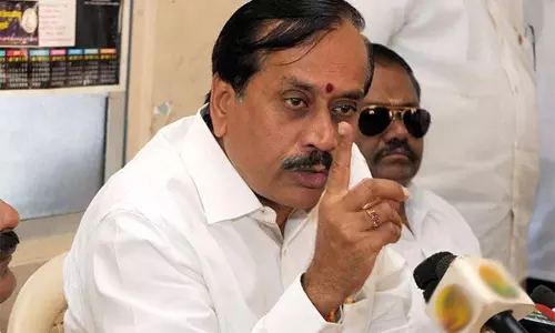 செந்தில் பாலாஜி கைது விவகாரத்தில் நாடகம் ஆடி மக்களை திசை திருப்புகின்றனர்: எச்.ராஜா குற்றச்சாட்டு