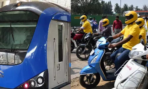 மெட்ரோ ரெயில் நிலையங்களில் பைக் டாக்சி சேவை நிறுத்தம்