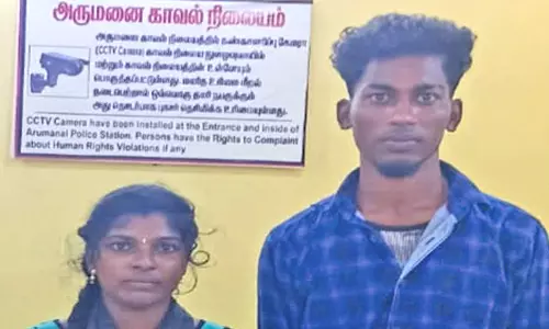 அருமனை போலீஸ் நிலையத்தில் காதலனுடன் இளம்பெண் தஞ்சம்