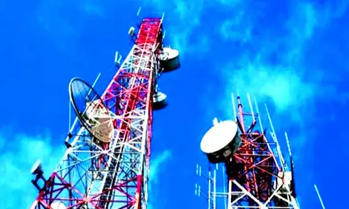 சேலம் ஜருகுமலையில் செல்போன் கோபுரம் அமைக்கும் பணி தொடக்கம்