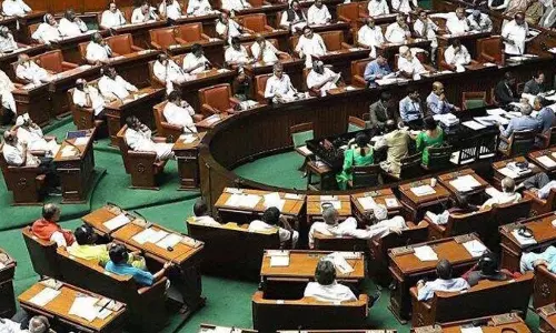 கர்நாடகாவில் மதமாற்ற தடை சட்ட திருத்த மசோதா ரத்து செய்ய முடிவு