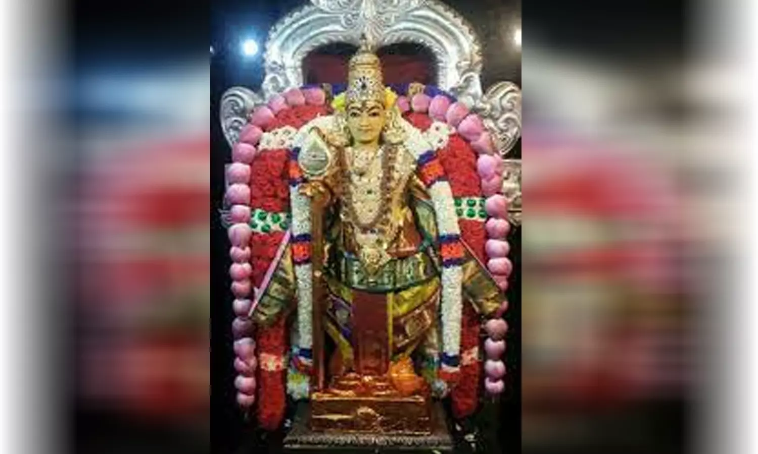 கிருத்திகையையொட்டி முருகன் கோவில்களில் சிறப்பு பூஜை கிருத்திகையையொட்டி முருகன் கோவில்களில் சிறப்பு பூஜை