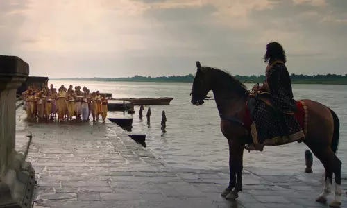 ஆழி மழைக்கண்ணா பாடல் வீடியோவை வெளியிட்ட பொன்னியின் செல்வன்-2 படக்குழு