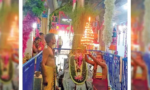 ஆறுமுகநேரியில் சோமநாத சுவாமி கோவிலில் ஆனி உத்திர திருவிழா கொடியேற்றம்