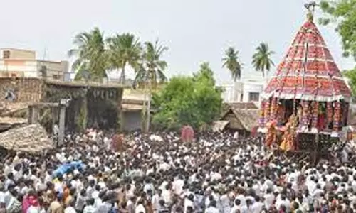 வீரகனூர் மதுர காளியம்மன் கோவில் தேரோட்டம்