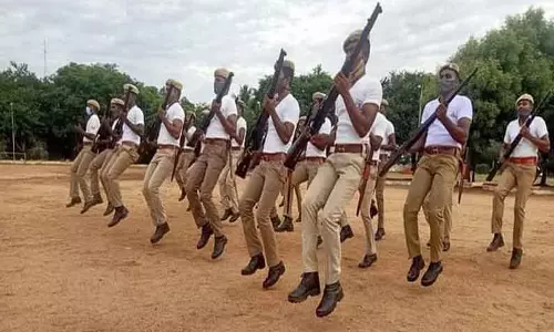 பெரம்பலூரில் ஆயுதப்படை காவலர்களுக்கு பயிற்சி