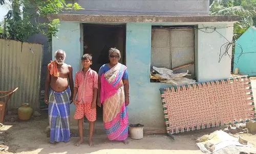 சின்னசேலம் அருகே மனைப்பட்டா வழங்க கோரிக்கை