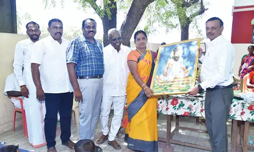 டி.எல். அறக்கட்டளை சார்பில் முப்பெரும் விழா