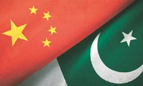 பாகிஸ்தானுக்கு ஒரு பில்லியன் அமெரிக்க டாலர் கடன் வழங்கியது சீனா