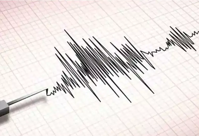 ஜம்மு- காஷ்மீர், லடாக்கில் கடந்த 24 மணி நேரத்தில் 6 முறை நிலநடுக்கம் பதிவு ஜம்மு- காஷ்மீர், லடாக்கில் கடந்த 24 மணி நேரத்தில் 6 முறை நிலநடுக்கம் பதிவு