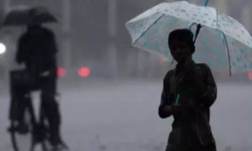 சென்னையில் இன்று இடி-மின்னலுடன் மழை: கோடை வெப்பம் தணிந்ததால் பொதுமக்கள் மகிழ்ச்சி