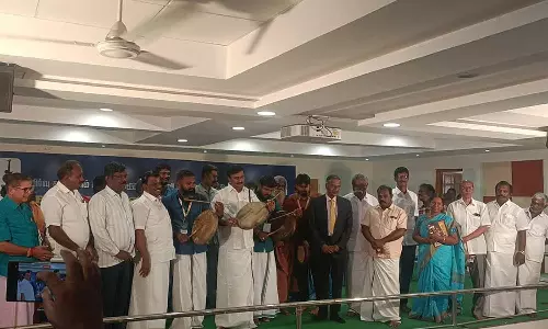 இசை கல்லூரிகளில் விரைவில் கிராமிய கலை ஆசிரியர்கள் நியமனம்- அமைச்சர் பேட்டி