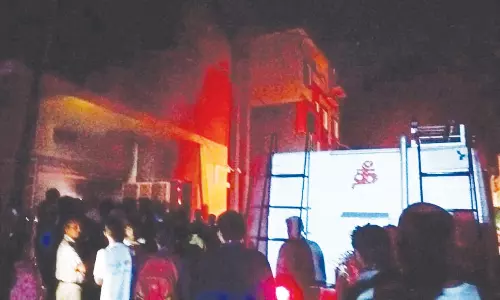 வீட்டில் திடீர் தீ விபத்து