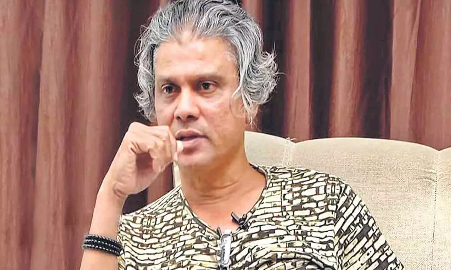 பிரபல நடன இயக்குனர் ராகேஷ் மாஸ்டர் மரணம்.. திரையுலகினர் இரங்கல் பிரபல நடன இயக்குனர் ராகேஷ் மாஸ்டர் மரணம்.. திரையுலகினர் இரங்கல்