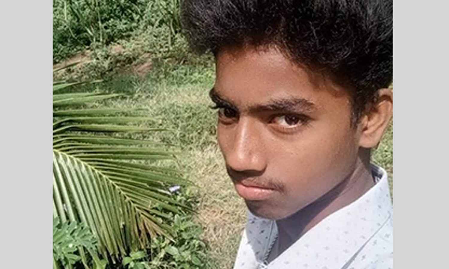 தூத்துக்குடியில் நள்ளிரவில் வாலிபர் வெட்டிக்கொலை- கடைகள் அடைப்பு