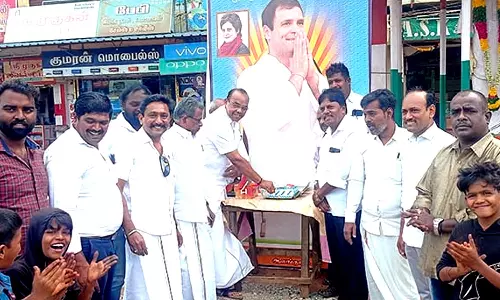 ராகுல்காந்தி பிறந்தநாள்-ஆலங்குளத்தில் காங்கிரசார் கொண்டாட்டம்