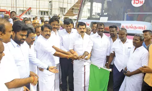 5 ஆண்டுகளுக்கு பிறகு இன்று முதல் நெல்லை சந்திப்பு பஸ் நிலையத்தில் பஸ்கள் இயக்கம் தொடங்கியது