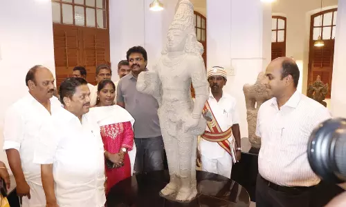 தஞ்சாவூர் அருங்காட்சியகத்தில் அமைச்சர் ஆய்வு