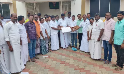 அ.தி.மு.க. உறுப்பினர் சேர்க்கை பணி