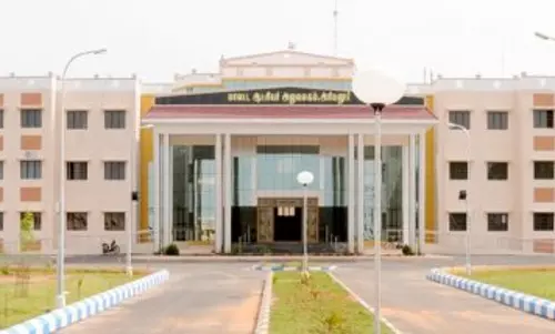 பள்ளி மாணவர்களுக்கான கவிதை, கட்டுரை, பேச்சுப்போட்டி