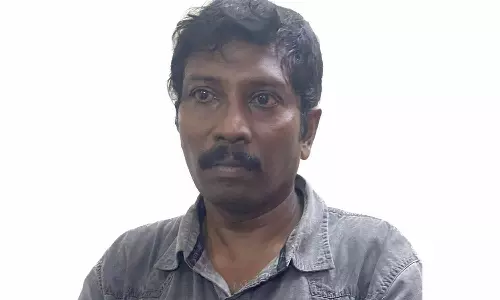 கோவை வெள்ளலூரில் சோதனை: கைதானவர் வீட்டில் துப்பாக்கி-கள்ளநோட்டு பறிமுதல்