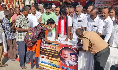 நெல்லையில் ம.தி.மு.க. சார்பில்  கையெழுத்து இயக்கம்