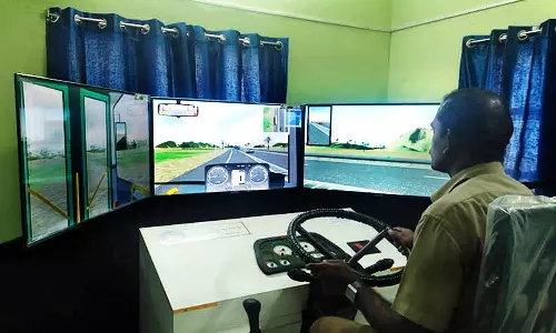 நெல்லை அரசு பஸ் டெப்போவில் புதிய முறையில் கனரக ஓட்டுநர் பயிற்சிக்கு வரவேற்பு