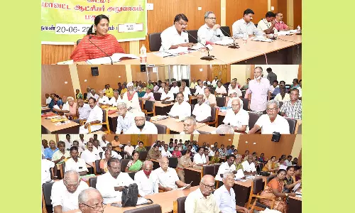 மருத்துவ செலவு பண பலன்கள் சரியாக கிடைக்கவில்லை என கலெக்டரிடம் புகார்