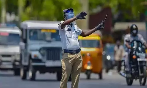 வாகனத்தில் 40 கி.மீ வேகத்தில் சென்றால் அபராதம் ? சென்னை போக்குவரத்து காவல்துறை விளக்கம்