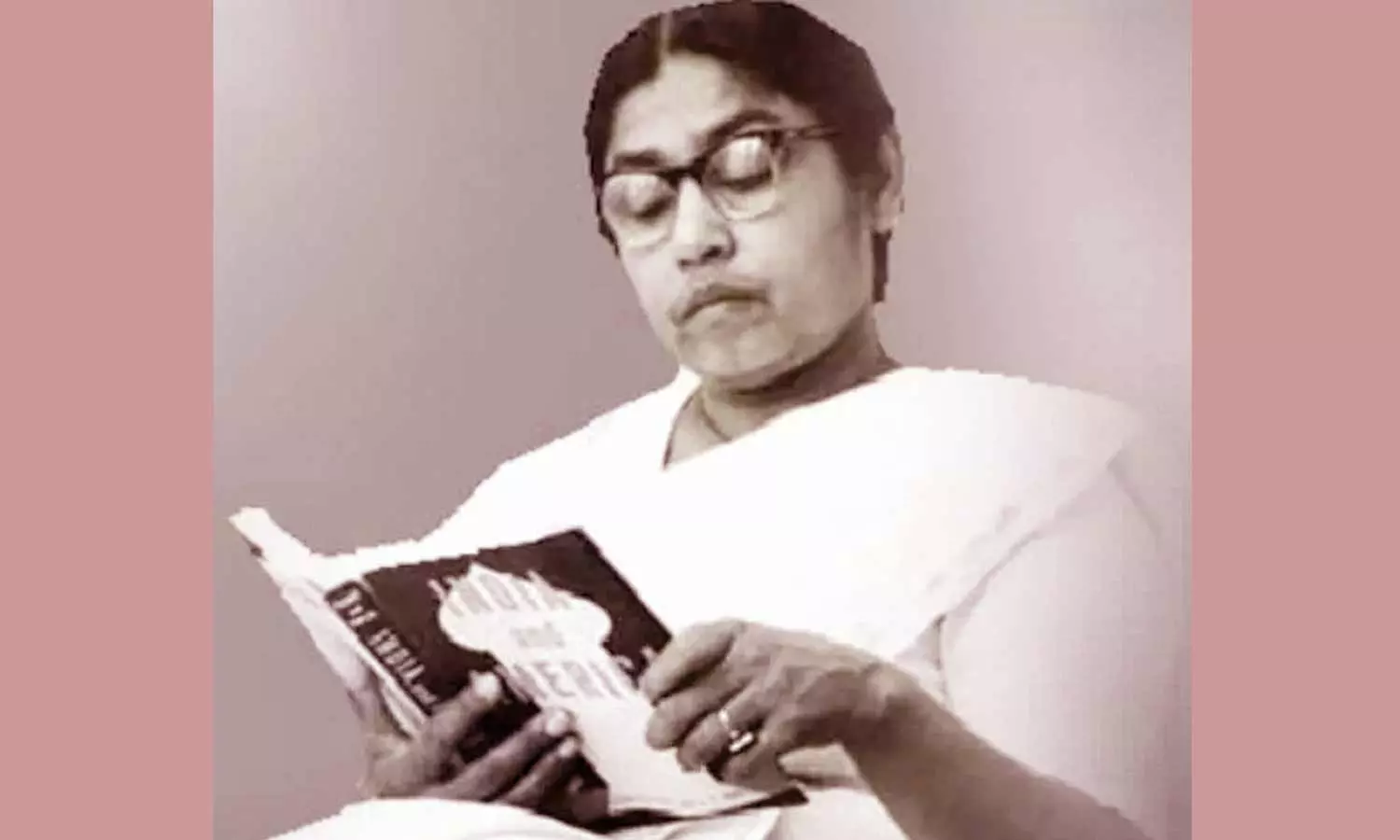 இந்தியாவின் முதல் பெண் முதலமைச்சர் இந்தியாவின் முதல் பெண் முதலமைச்சர்