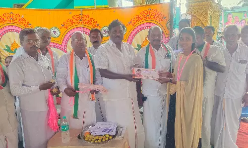 செந்துறையில் ராகுல் காந்தி பிறந்தநாள் கொண்டாட்டம்