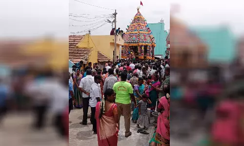 செங்குணம் மாரியம்மன் கோவிலில் தேரோட்டம்