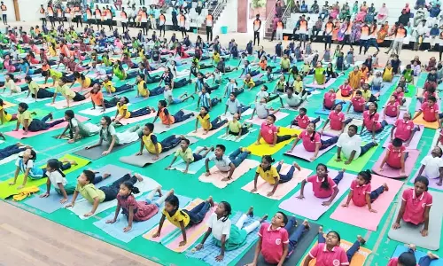 பாளை வ.உ.சி. மைதானத்தில் பிரமாண்ட யோகாசன நிகழ்ச்சி