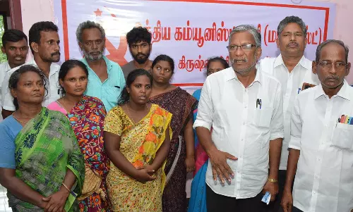 ஆந்திரா மாநில போலீசாரால் பாதிக்கப்பட்ட குறவர் இன மக்களுக்கு நீதி விசாரணை வேண்டும்- மலைவாழ் மக்கள் சங்கம் கோரிக்கை