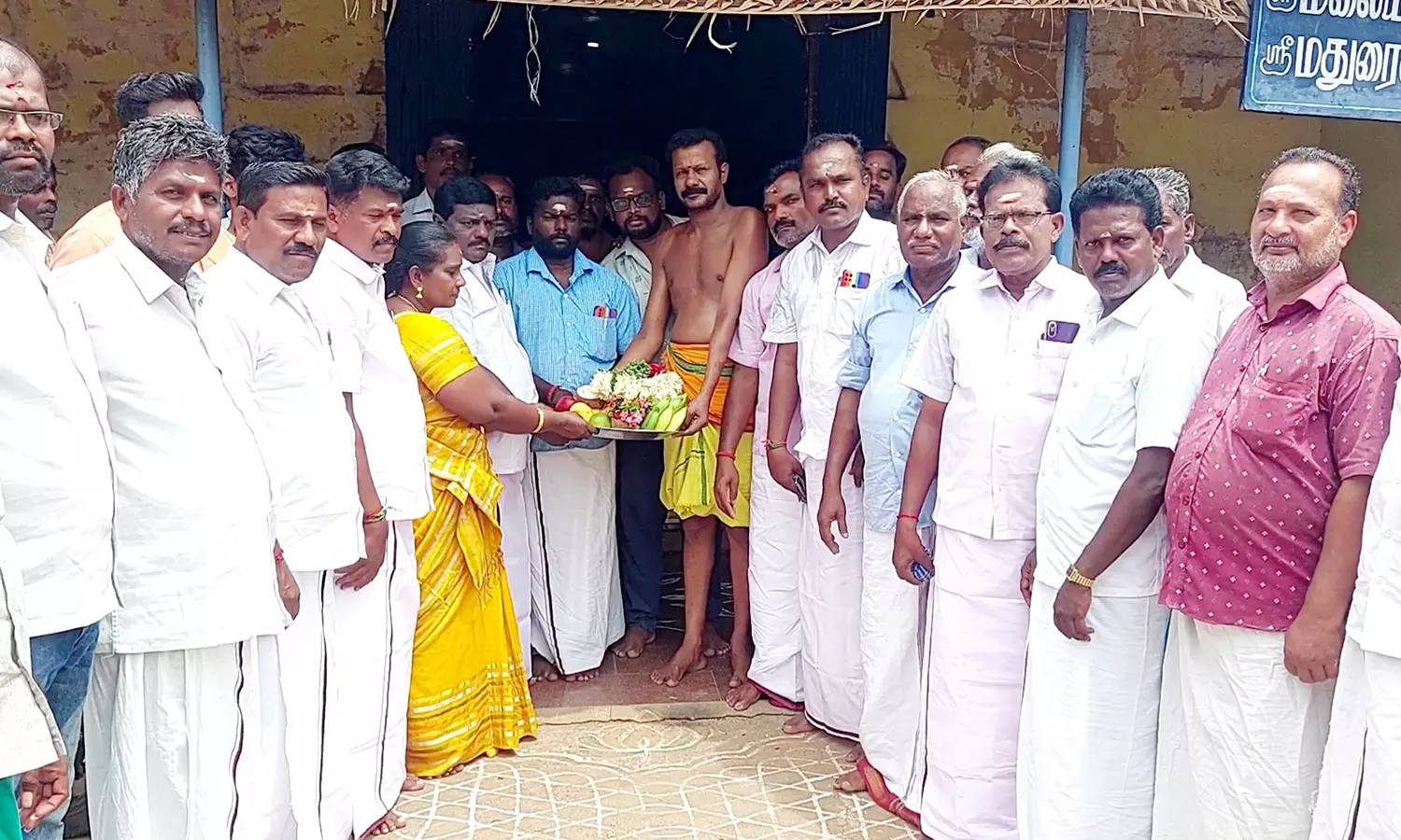 அமைச்சர் செந்தில்பாலாஜி குணமடைய வேண்டி கோவிலில் சிறப்பு பூஜை அமைச்சர் செந்தில்பாலாஜி குணமடைய வேண்டி கோவிலில் சிறப்பு பூஜை