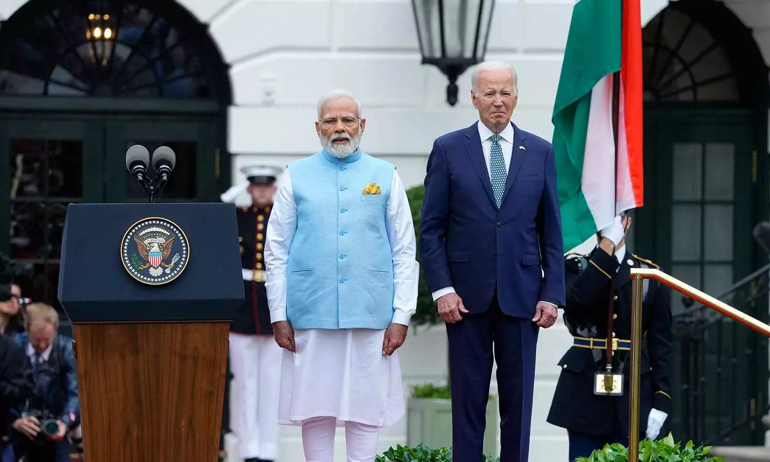 வெள்ளை மாளிகையில் பிரதமர் மோடிக்கு உற்சாக வரவேற்பு வெள்ளை மாளிகையில் பிரதமர் மோடிக்கு உற்சாக வரவேற்பு