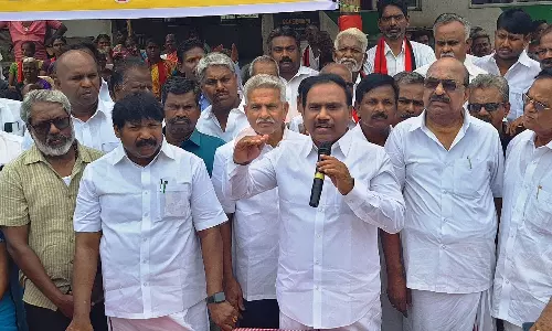 கவர்னர் ரவியை பதவி நீக்கம் செய்ய வலியுறுத்தி பெரம்பலூரில் ம.தி.மு.க. கையெழுத்து இயக்கம்