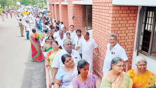 சேலம் கலெக்டர் அலுவலகத்தில் மாவட்ட திட்டக்குழு உறுப்பினர்கள் தேர்தல்