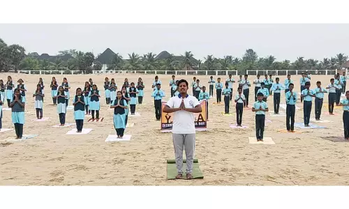 நேஷனல் ஆங்கில உயர்நிலை பள்ளியில் சர்வதேச யோகா தினவிழா