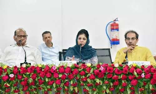 காந்தியின் இந்தியாவை கோட்சேவின் நாடாக மாற்ற முடியாது: எதிர்க்கட்சி கூட்டத்திற்கு பின் மெகபூபா பேச்சு